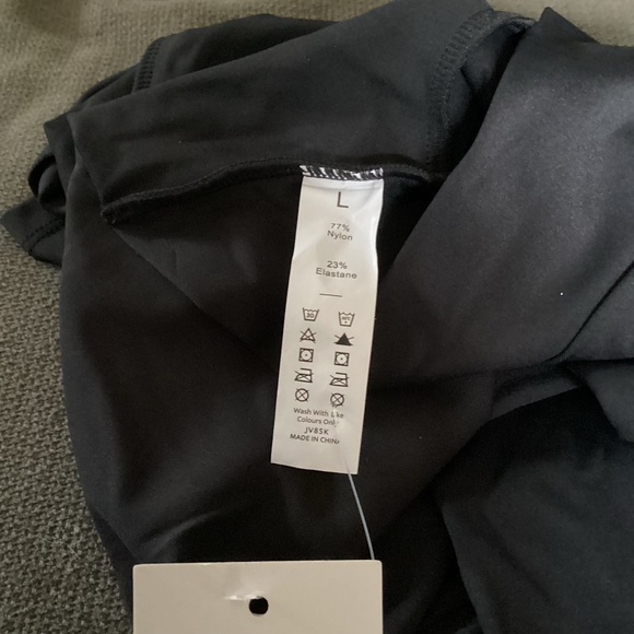 HALARA Jet Black Active Leggings - Picture 7 of 7